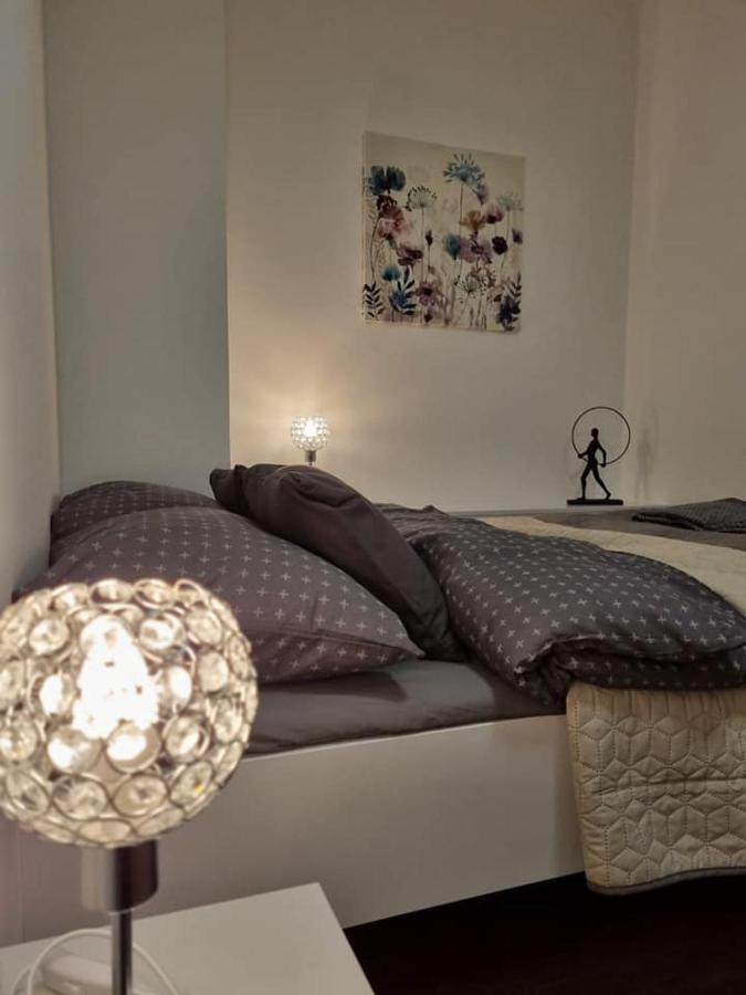 Apartman Simic Appartement Osijek Buitenkant foto